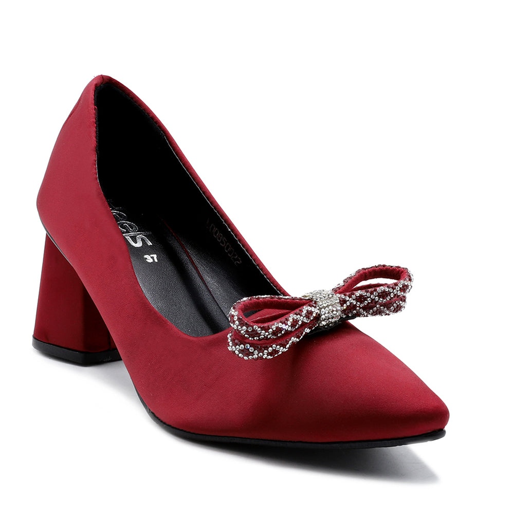 Z Elegant Satin Pointed-Toe Heels with Rhinestone Bow.
